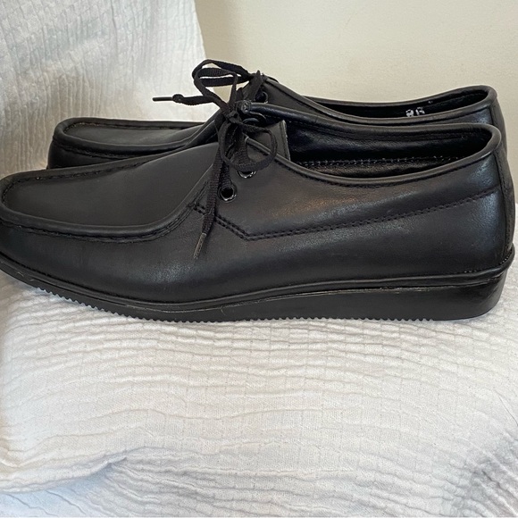 Florsheim Idlers Black Soft Leather Slip-On Lace-Up Loafers Men's sized 10B - Picture 2 of 14